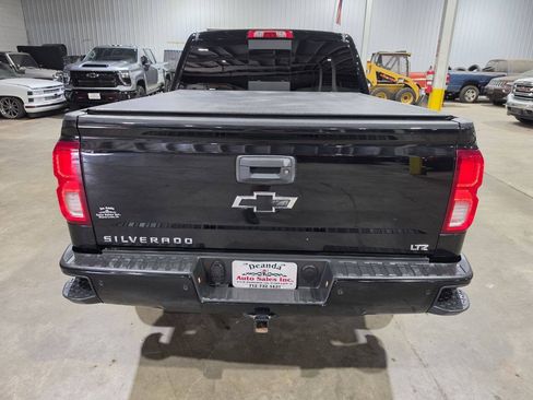 Used 2018 Chevrolet Silverado 1500 LTZ Z71 w/ LTZ Plus Package AWD/4WD image 11
