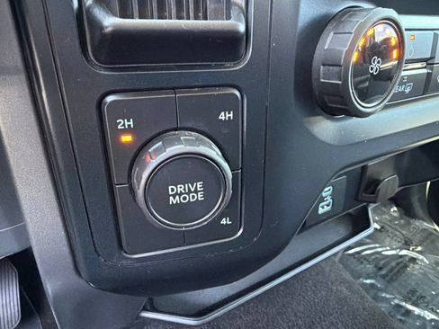 Used 2022 Ford F150 XLT AWD/4WD image 24