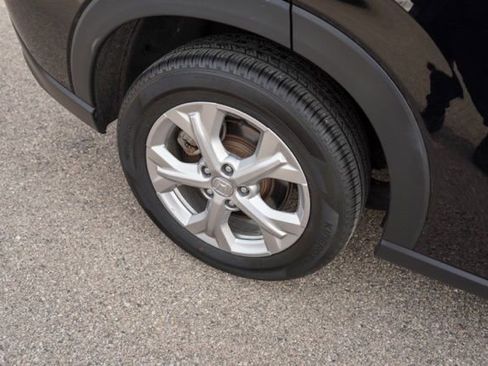 Used 2024 Honda HR-V LX image 10