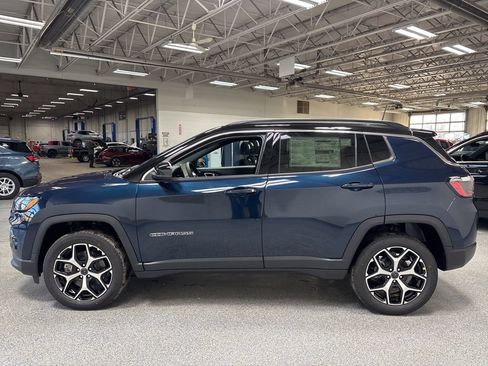 New 2026 Jeep Compass Limited AWD/4WD image 4