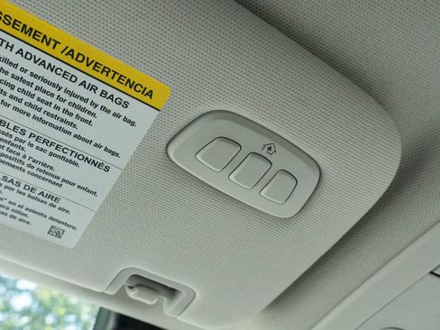 Used 2025 Ford Explorer Active w/ Active Comfort Package RWD image 35