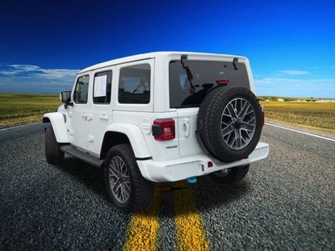 Certified 2024 Jeep Wrangler High Altitude AWD/4WD image 25
