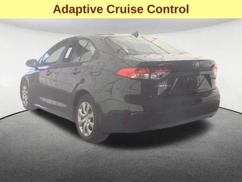 Used 2026 Toyota Corolla LE FWD image 8