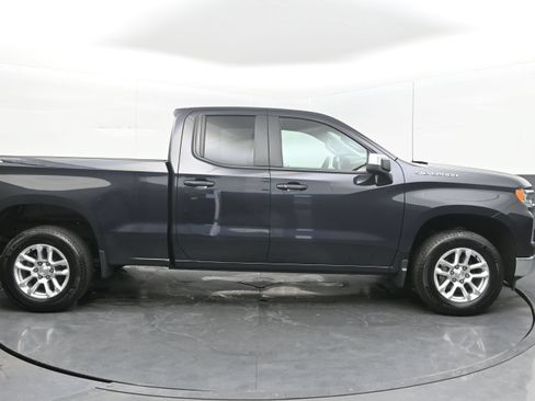 Used 2023 Chevrolet Silverado 1500 LT AWD/4WD image 10