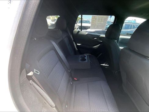 Used 2026 Chevrolet Equinox LT FWD image 24