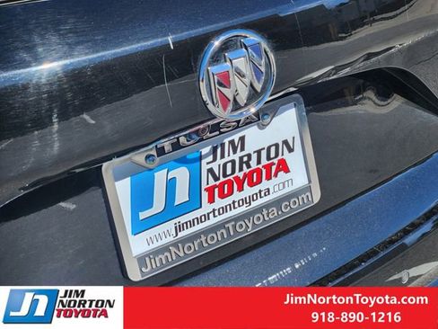 Used 2022 Buick Envision Avenir w/ Technology Package II image 12