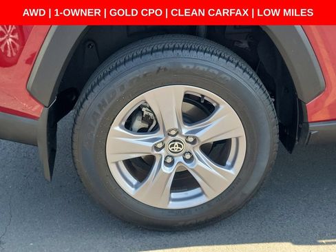 Used 2024 Toyota RAV4 LE AWD/4WD image 8