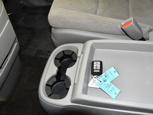 Used 2014 Honda Odyssey EX image 31