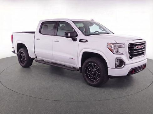 Used 2020 GMC Sierra 1500 AT4 w/ AT4 Premium Package image 2