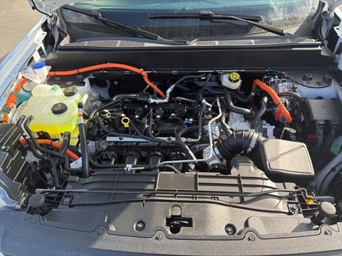 New 2026 Ford Maverick XLT w/ Equipment Group 301A AWD/4WD image 29