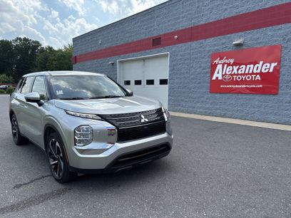 Used 2022 Mitsubishi Outlander ES
