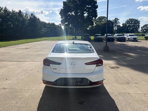 Used 2020 Hyundai Elantra SEL w/ Cargo Package (C1) FWD image 7