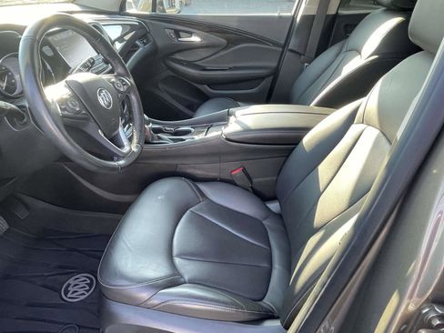 Used 2019 Buick Envision Essence FWD image 7