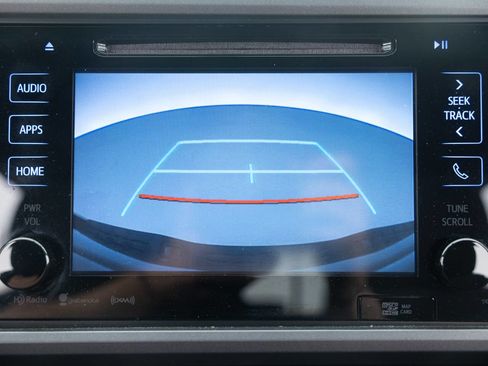 Used 2017 Toyota Tacoma SR5 image 33