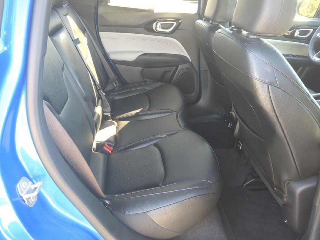 Certified 2025 Jeep Compass Limited AWD/4WD image 28