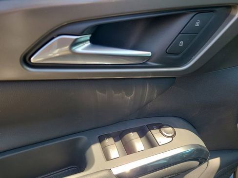 New 2026 Chevrolet Traverse LT image 18