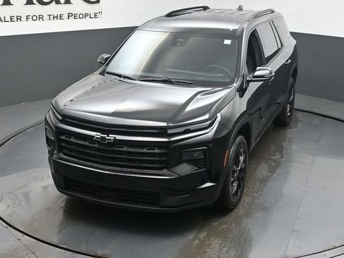 New 2026 Chevrolet Traverse LT w/ Midnight/Sport Edition FWD image 25