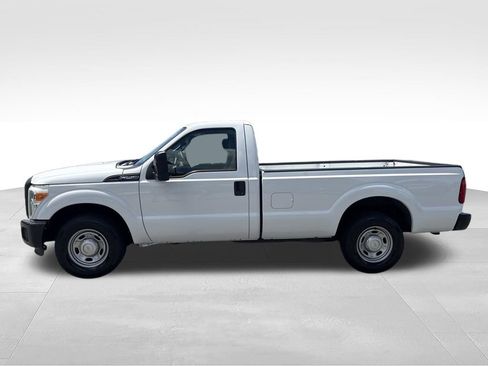 Used 2016 Ford F250 XL RWD image 2
