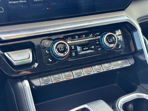 Used 2024 GMC Sierra 1500 Denali w/ Denali Reserve Package image 29