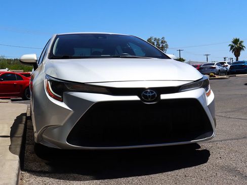 Used 2022 Toyota Corolla LE w/ Carpet Mat Package (TMS) FWD image 18