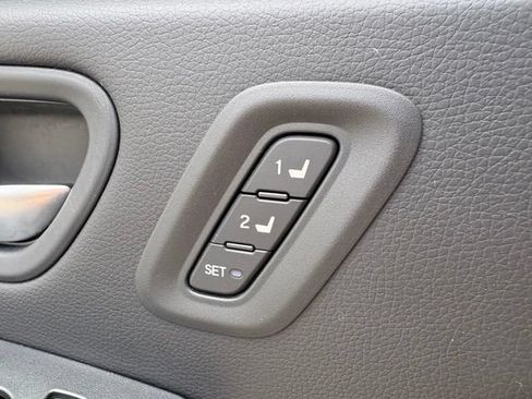 Used 2023 Honda Pilot EX-L image 27