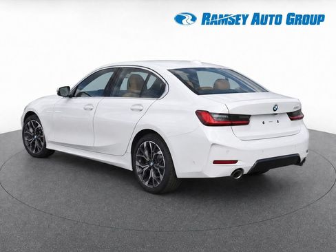 Used 2025 BMW 330i xDrive Sedan w/ M Sport Package AWD/4WD image 3