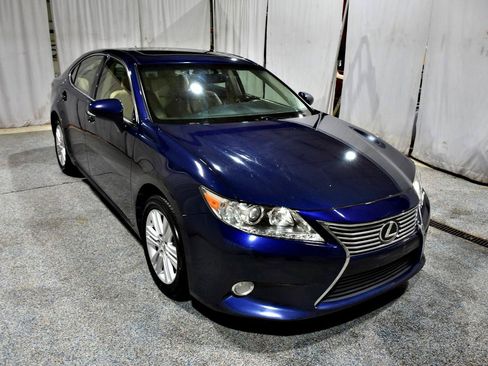 Used 2014 Lexus ES 350 w/ Premium Package FWD image 24