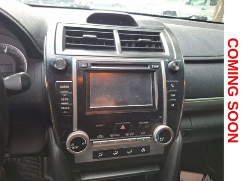 Used 2012 Toyota Camry SE FWD image 14