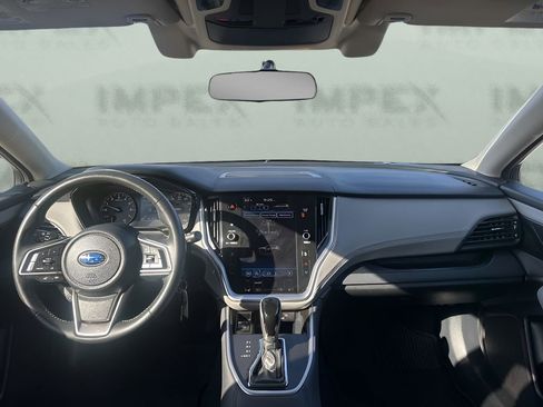 Used 2022 Subaru Outback Premium image 12