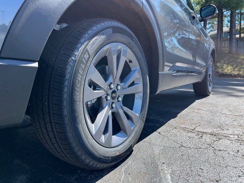 New 2026 Ford Explorer Active AWD/4WD image 7