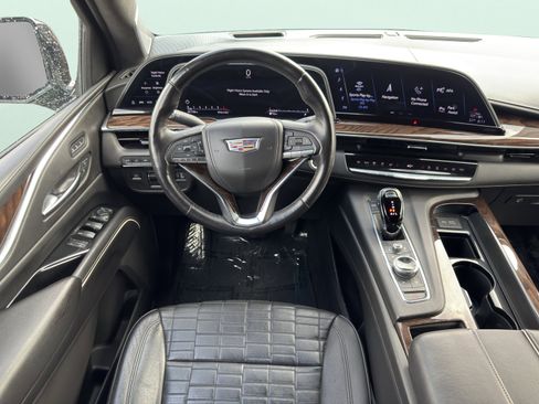 Used 2022 Cadillac Escalade ESV Premium Luxury Platinum w/ Heavy-Duty Trailer Package image 50