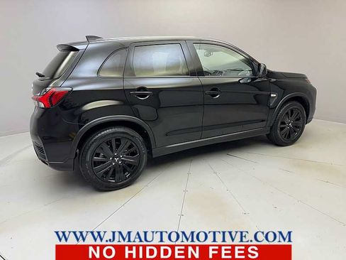 Used 2025 Mitsubishi Outlander Sport LE AWD/4WD image 5
