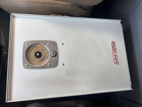 Used 2023 GMC Savana 2500 w/ Driver Convenience Package RWD image 25