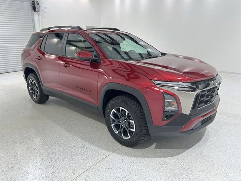 New 2026 Chevrolet Equinox ACTIV image 2