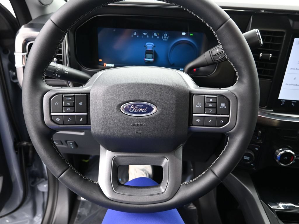 New 2026 Ford F250 Lariat w/ Black Appearance Package AWD/4WD image 15