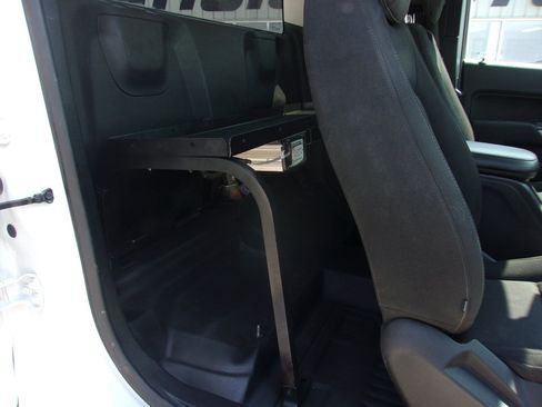 Used 2022 Chevrolet Colorado LT w/ Fleet Safety Package AWD/4WD image 19