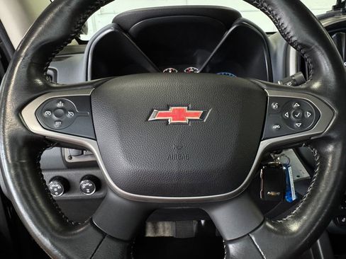 Used 2017 Chevrolet Colorado Z71 w/ Z71 Midnight Edition AWD/4WD image 15