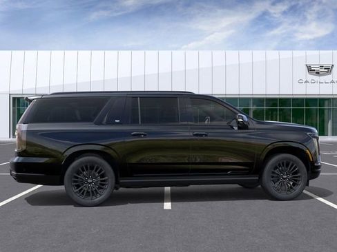 New 2026 Cadillac Escalade ESV Platinum Sport w/ LPO, Floor Liner Package image 5