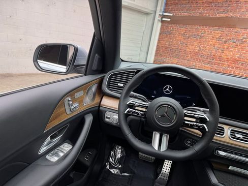 New 2025 Mercedes-Benz GLS 450 4MATIC image 13