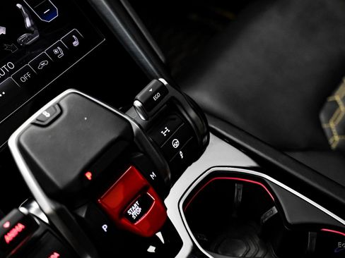 Used 2021 Lamborghini Urus image 69