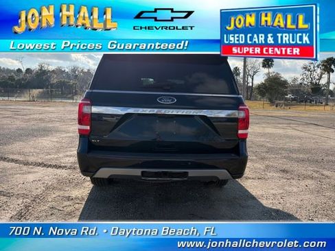Used 2021 Ford Expedition XLT image 10
