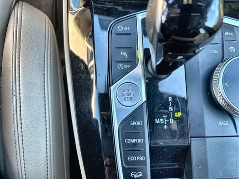 Used 2022 BMW X3 xDrive30i w/ M Sport Package image 17