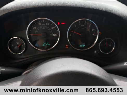 Used 2021 Jeep Wrangler Unlimited Rubicon AWD/4WD image 45