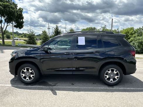 Used 2022 Honda Passport TrailSport image 2