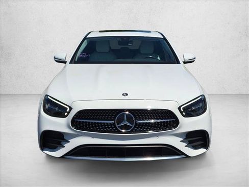 Used 2021 Mercedes-Benz E 350 Sedan image 2