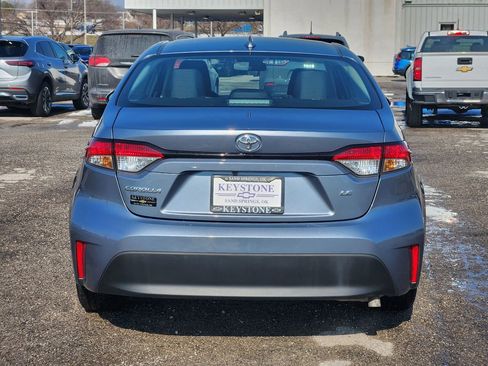Used 2025 Toyota Corolla LE image 6