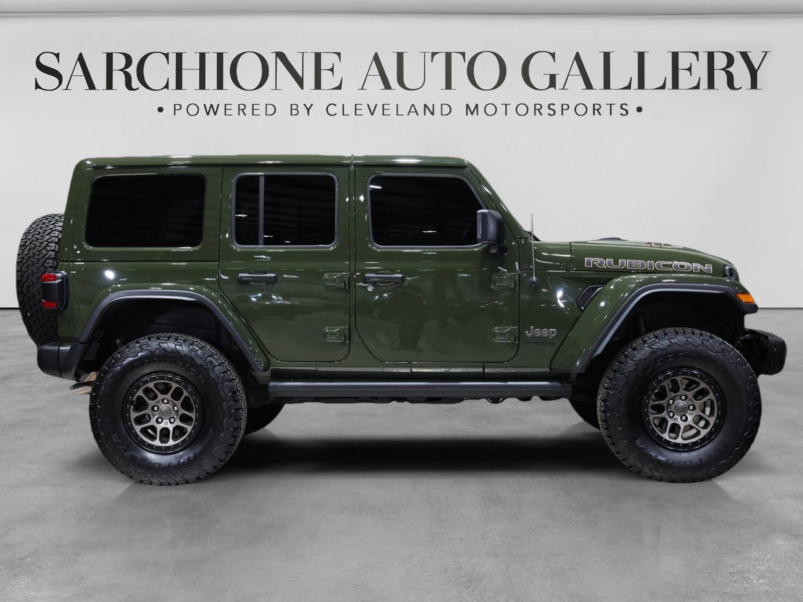 Used 2022 Jeep Wrangler Unlimited Rubicon w/ Xtreme Recon 35" Tire Package AWD/4WD image 18