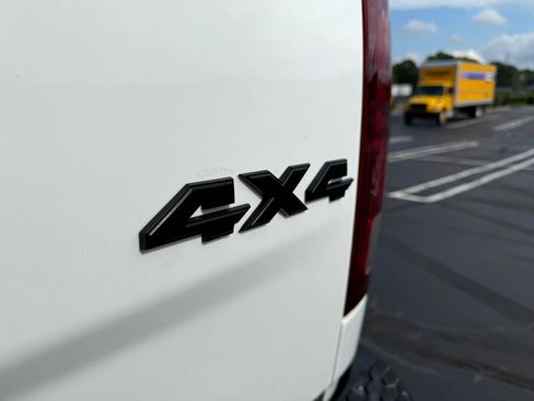 Used 2019 RAM 1500 Classic Warlock AWD/4WD image 9