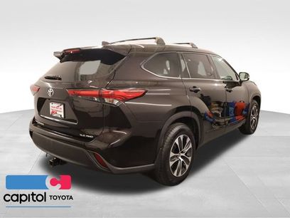 Used 2022 Toyota Highlander XLE