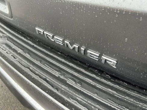 Used 2021 Chevrolet Tahoe Premier AWD/4WD image 33
